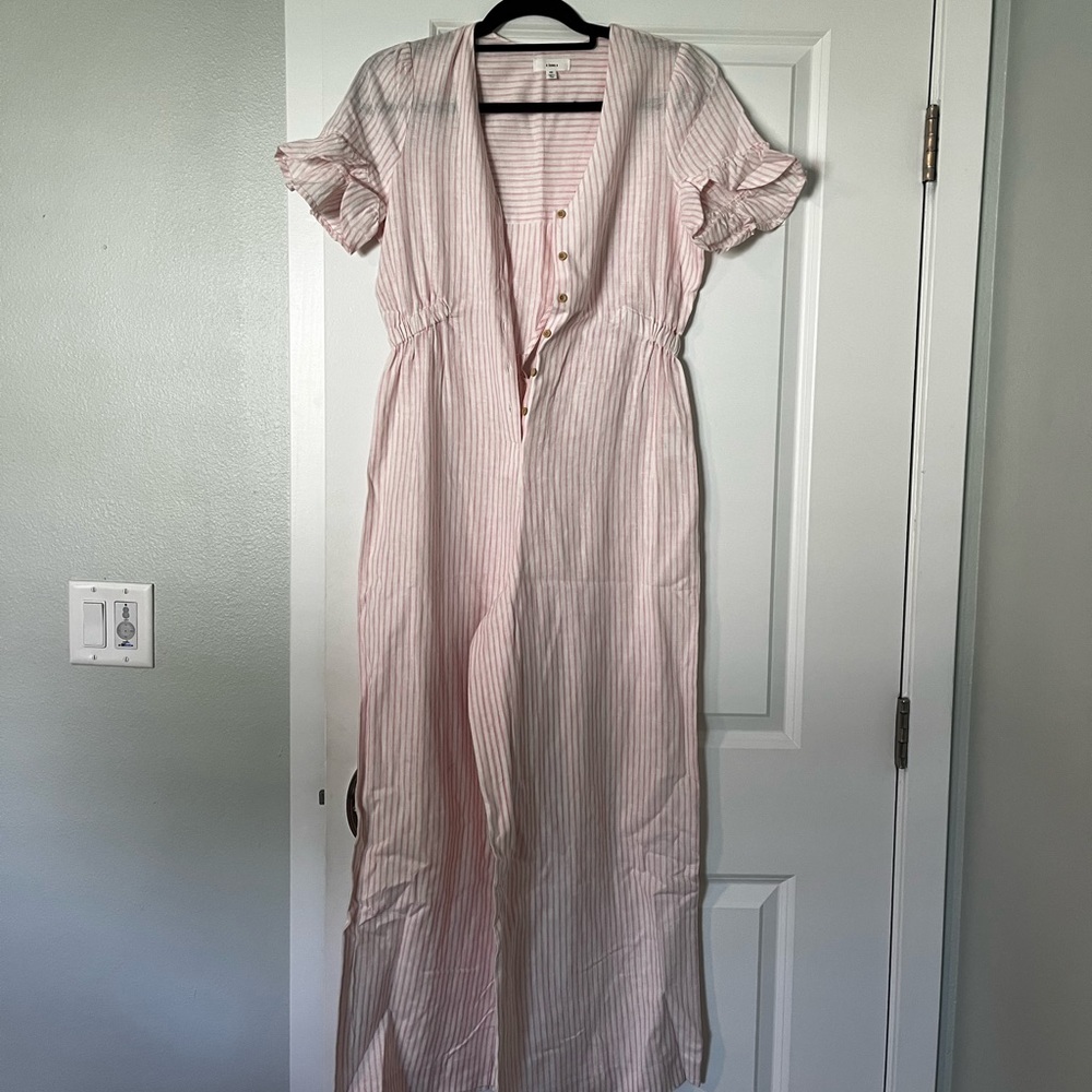A loves a striped linen jumpsuit size XS